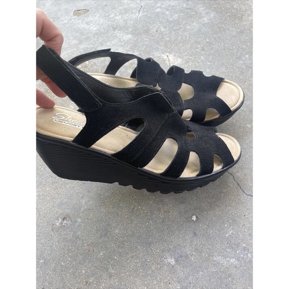 SKETCHERS Womens Memory Foam Wedge Heels Black Strap Suede Sandals Shoes 9.5 - Picture 1 of 12